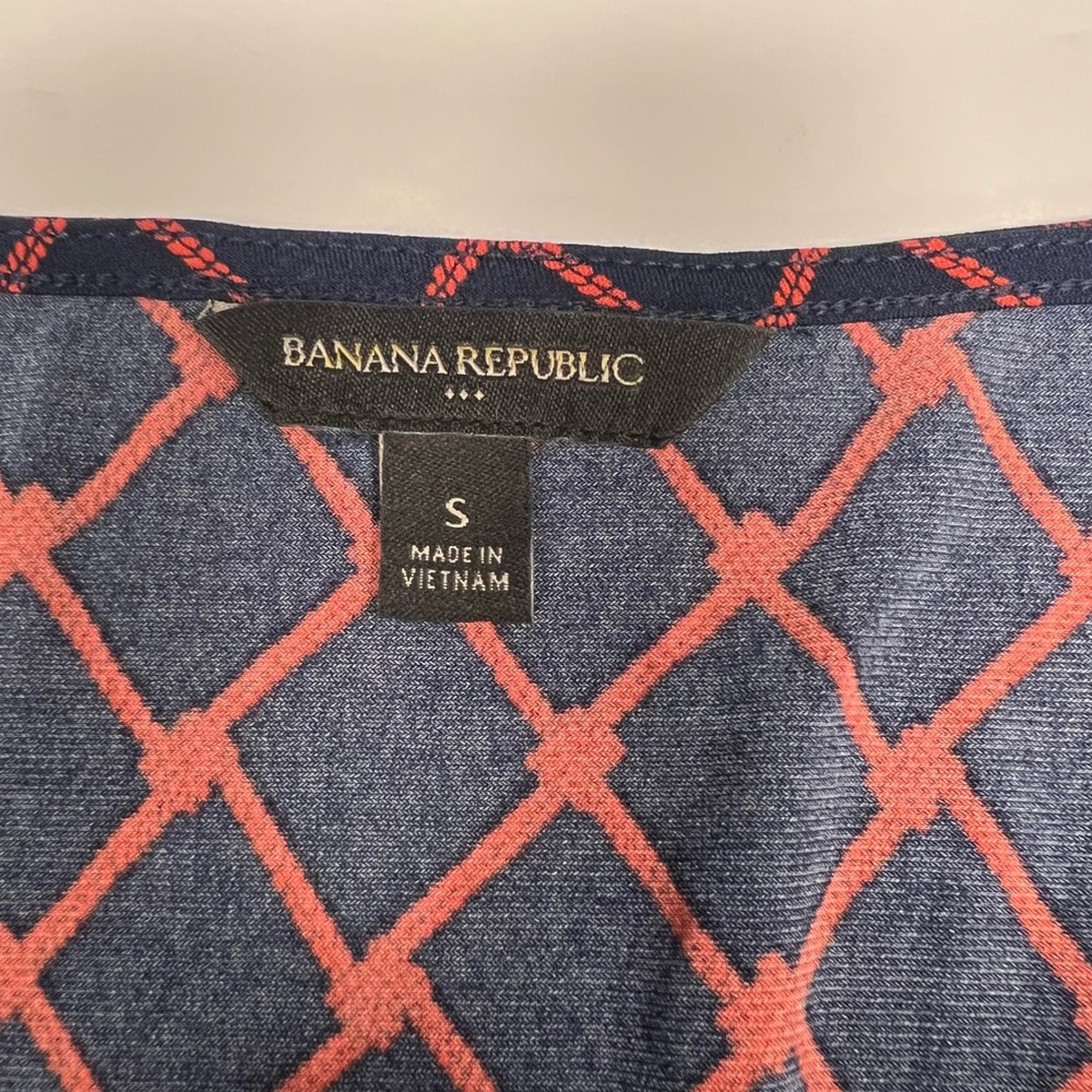 Banana Republic Wrap Blouse Long Sleeve Geometric Print Top Size S - Picture 4 of 9